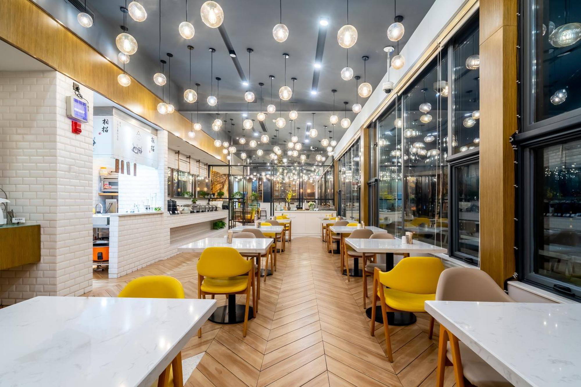 Atour Lujiazui Minsheng Road Station Hotel 4*